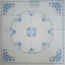Előnyomott hímezhető kézimunka terítő - keresztszemes minta 90x90 cm - 510