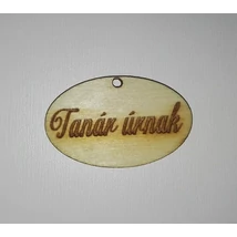 Tanár úrnak