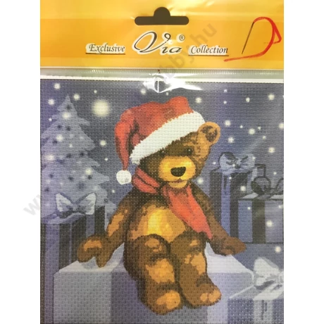 Előfestett keresztszemes mikulás sapkás maci 15x15 cm