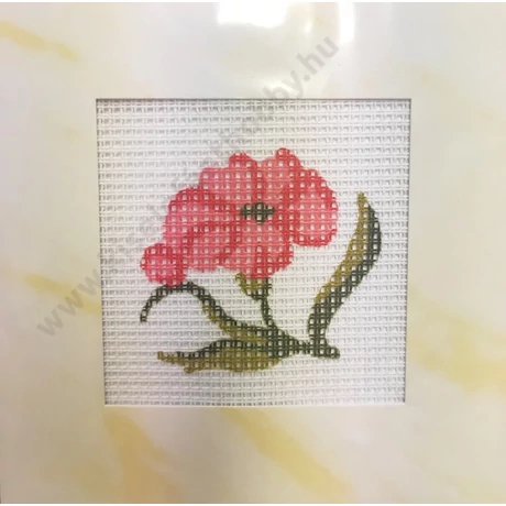 Rózsaszín virág gobelin cérnával és papírkerettel 12 x 12 cm